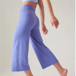 Athleta Elation Wide Leg Crop Yoga Pants